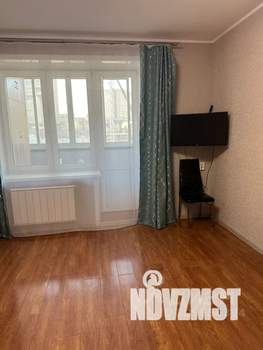 1-к квартира, посуточно, 40м2, 3/9 этаж