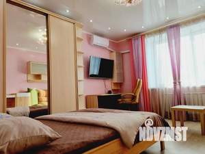 1-к квартира, посуточно, 48м2, 11/16 этаж