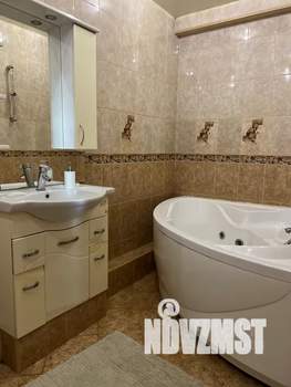 1-к квартира, посуточно, 60м2, 5/15 этаж