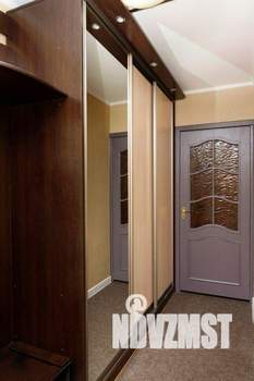 1-к квартира, посуточно, 70м2, 1/1 этаж