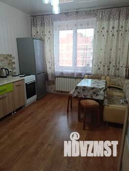 1-к квартира, посуточно, 40м2, 8/10 этаж