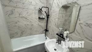 1-к квартира, посуточно, 37м2, 1/4 этаж