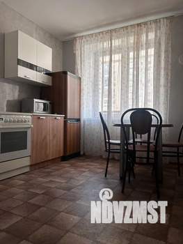 1-к квартира, посуточно, 50м2, 2/9 этаж