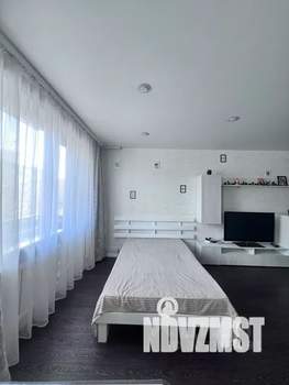 Студия квартира, посуточно, 50м2, 3/5 этаж