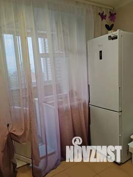 1-к квартира, посуточно, 37м2, 7/12 этаж