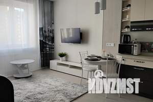 2-к квартира, посуточно, 42м2, 8/16 этаж