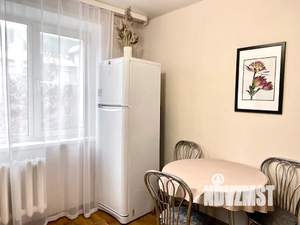 1-к квартира, посуточно, 42м2, 4/9 этаж