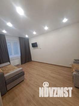 1-к квартира, посуточно, 30м2, 4/15 этаж