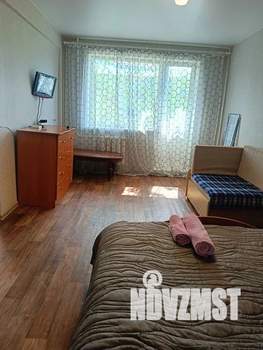 1-к квартира, посуточно, 32м2, 4/5 этаж