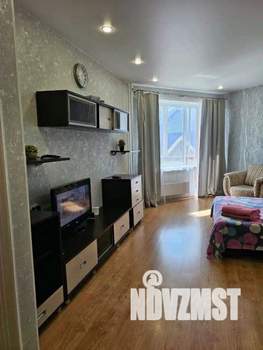 1-к квартира, посуточно, 39м2, 1/1 этаж
