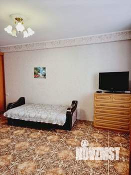 1-к квартира, посуточно, 43м2, 11/16 этаж