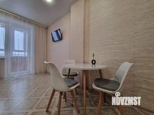 1-к квартира, посуточно, 43м2, 1/1 этаж