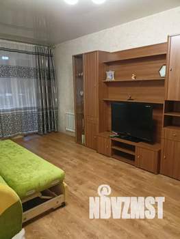 1-к квартира, посуточно, 40м2, 8/10 этаж
