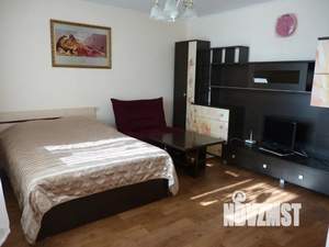 1-к квартира, посуточно, 42м2, 2/9 этаж