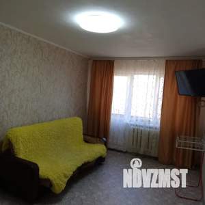 1-к квартира, посуточно, 40м2, 3/5 этаж