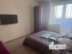 1-к квартира, посуточно, 40м2, 4/15 этаж