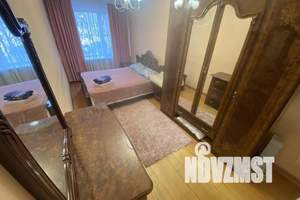 3-к квартира, посуточно, 110м2, 1/16 этаж