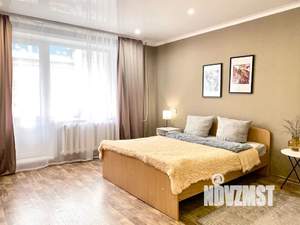 1-к квартира, посуточно, 42м2, 4/9 этаж
