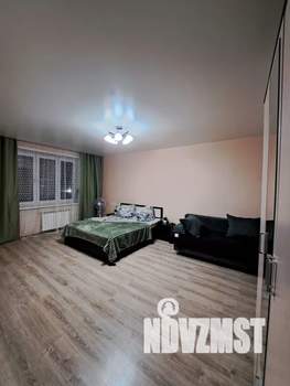 1-к квартира, посуточно, 38м2, 2/16 этаж