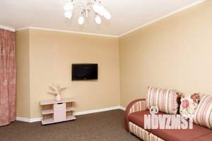 1-к квартира, посуточно, 70м2, 1/1 этаж