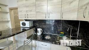 1-к квартира, посуточно, 27м2, 2/9 этаж