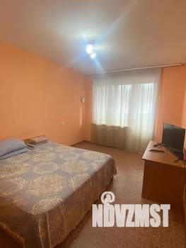 1-к квартира, посуточно, 39м2, 2/10 этаж