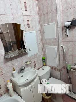 Студия квартира, посуточно, 42м2, 2/4 этаж