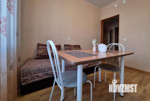 1-к квартира, посуточно, 38м2, 1/1 этаж