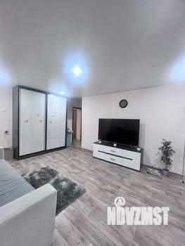 Студия квартира, посуточно, 38м2, 2/5 этаж