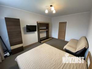 1-к квартира, посуточно, 40м2, 3/10 этаж