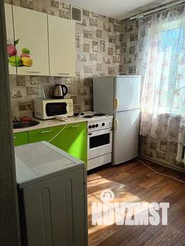 1-к квартира, посуточно, 32м2, 4/5 этаж