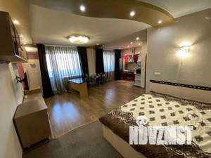 2-к квартира, посуточно, 60м2, 1/1 этаж