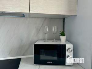 1-к квартира, посуточно, 40м2, 2/17 этаж