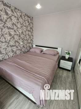 Студия квартира, посуточно, 30м2, 1/5 этаж