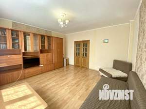 1-к квартира, посуточно, 52м2, 1/1 этаж