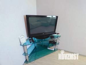 1-к квартира, посуточно, 40м2, 8/16 этаж