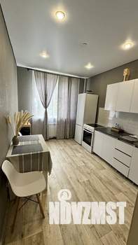 1-к квартира, посуточно, 37м2, 1/4 этаж