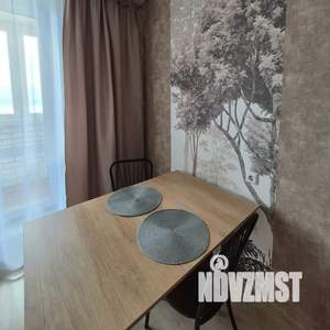 1-к квартира, посуточно, 37м2, 13/16 этаж