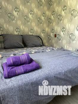 2-к квартира, посуточно, 40м2, 3/5 этаж