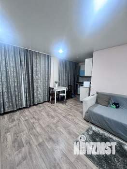 Студия квартира, посуточно, 38м2, 2/5 этаж