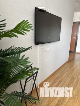 1-к квартира, посуточно, 58м2, 4/9 этаж