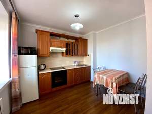 1-к квартира, посуточно, 62м2, 7/16 этаж