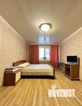 1-к квартира, посуточно, 33м2, 1/1 этаж