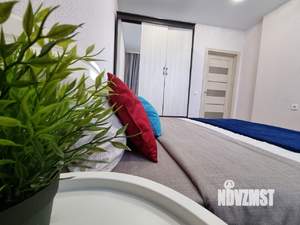 1-к квартира, посуточно, 43м2, 1/1 этаж