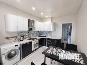 2-к квартира, посуточно, 61м2, 1/1 этаж