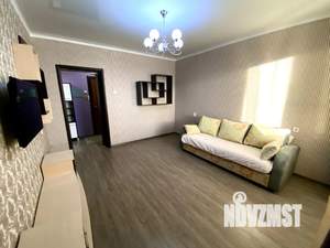 1-к квартира, посуточно, 35м2, 3/16 этаж