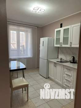 1-к квартира, посуточно, 40м2, 3/9 этаж