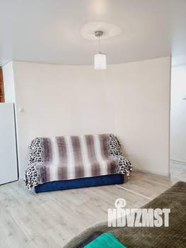 Студия квартира, посуточно, 40м2, 2/5 этаж