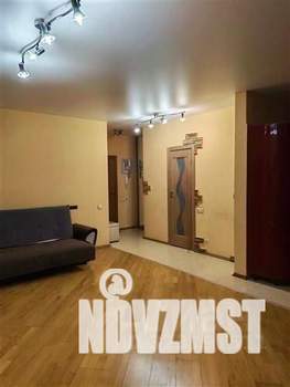 Студия квартира, на длительный срок, 70м2, 2/10 этаж