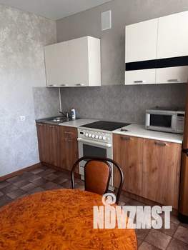 1-к квартира, посуточно, 50м2, 2/9 этаж